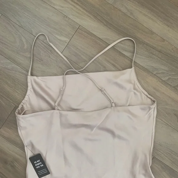 🆕 Express Gold Slip Dress - Picture 5 of 5